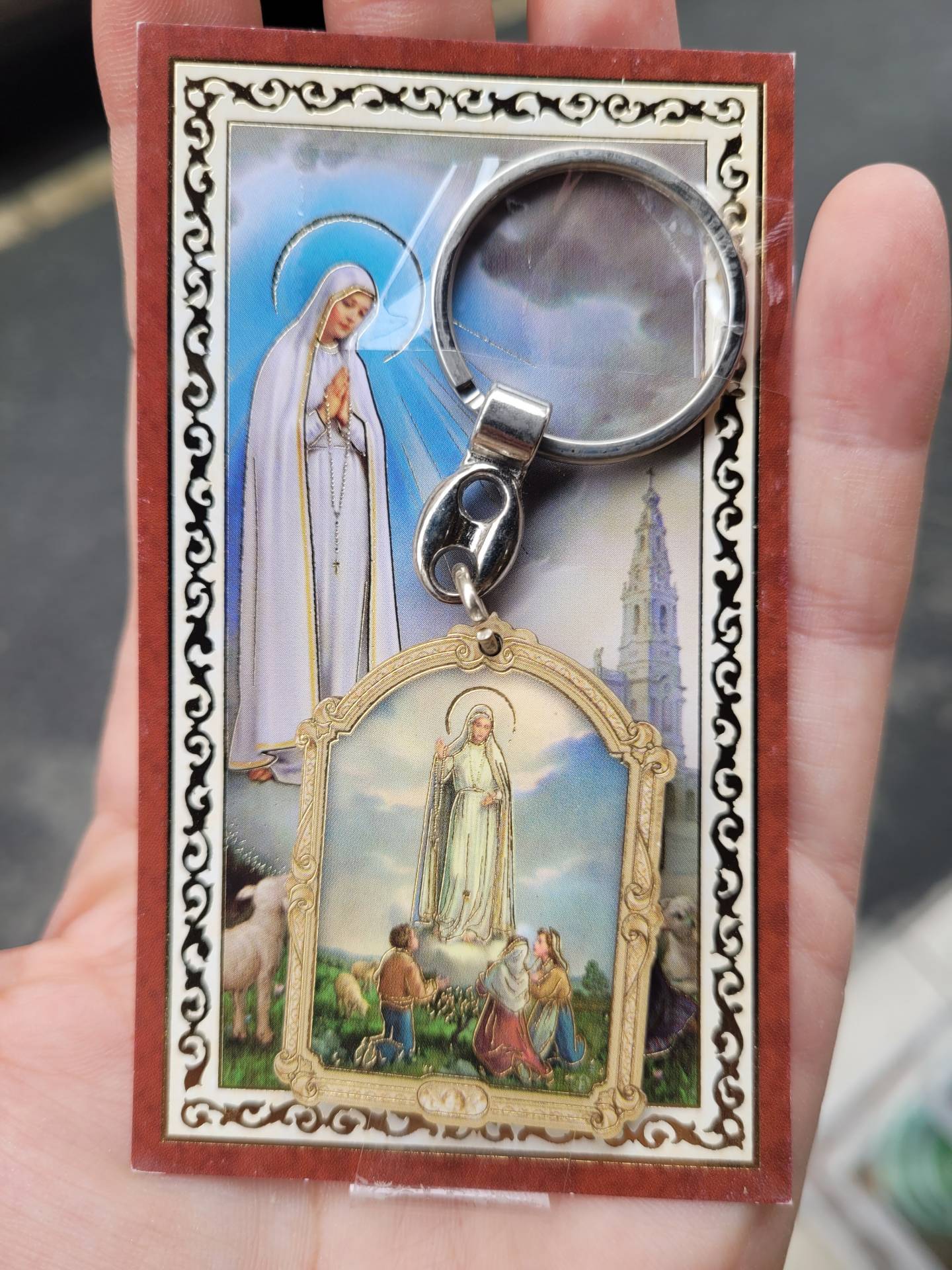 Fatimai Szűzmária Pásztorgyerekekkel szentkép+ ima+ Kulcstartó 